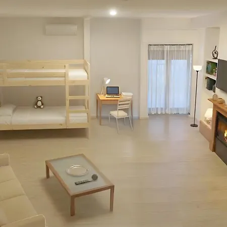Casetta In Collina 4 *